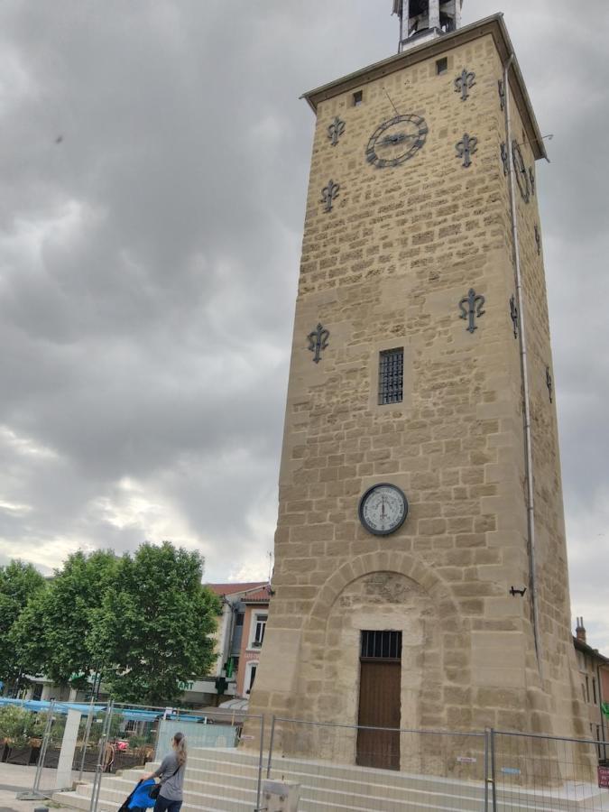 Romans-Sur-Isere, Maison De Rue En Centre Ancien Ngoại thất bức ảnh